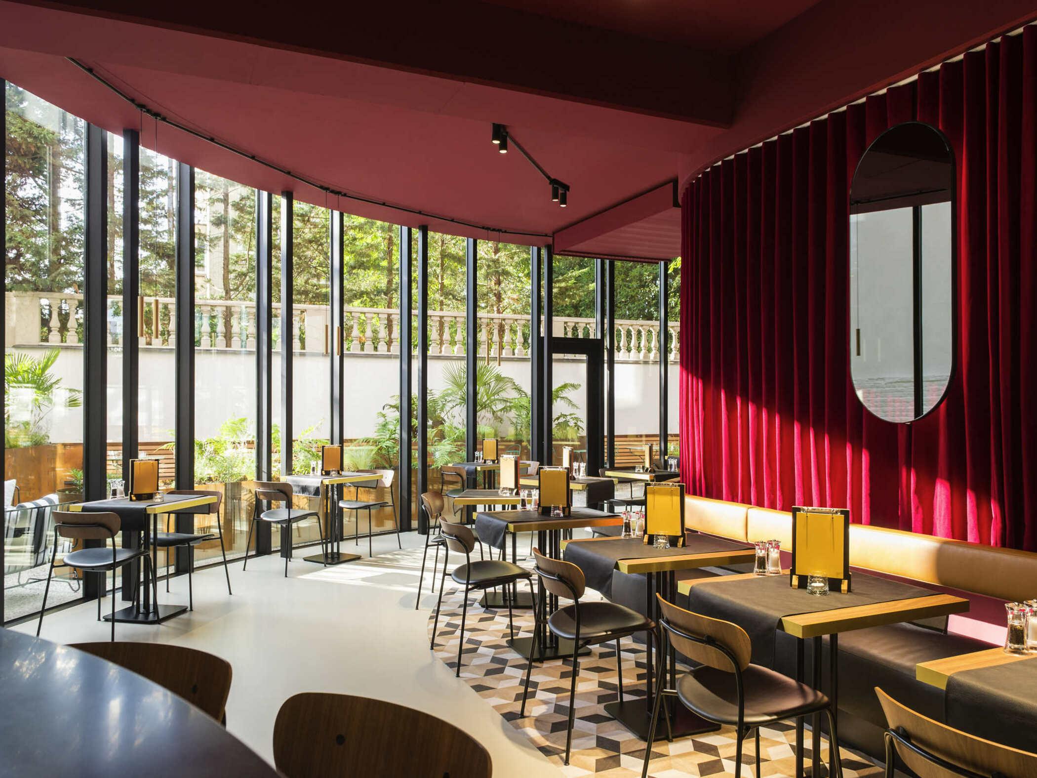 Ibis Brussels Centre Chatelain Ixelles Eksteriør bilde